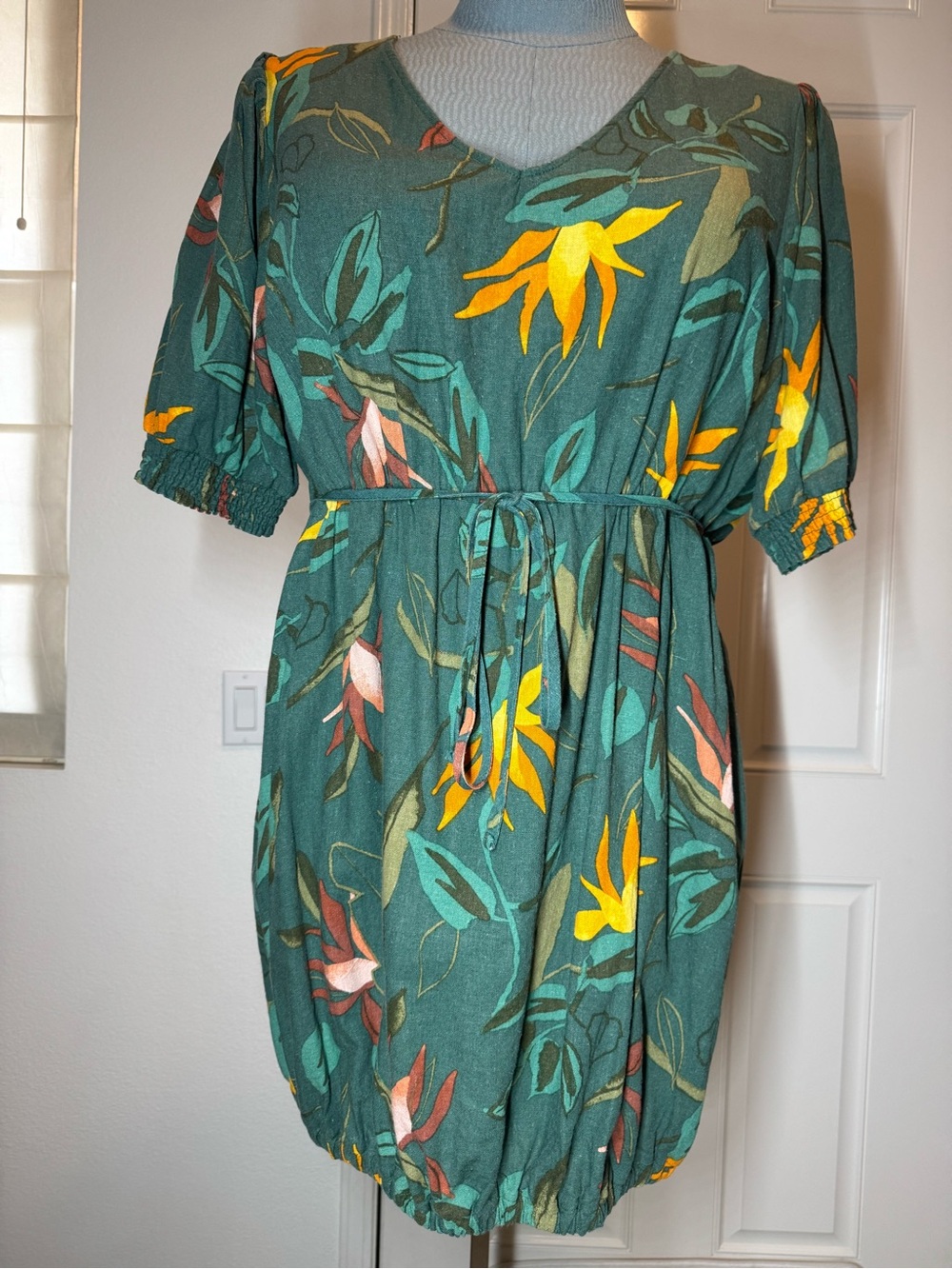 Ava & Viv Plus Size 3X Dress has been ALTERED with elastic bottom hem